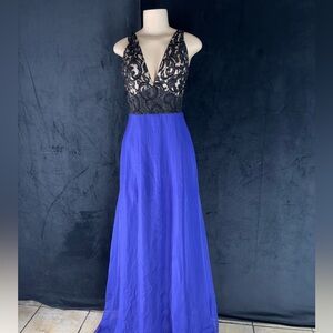 Elegant Black and Blue Lace Evening Gown